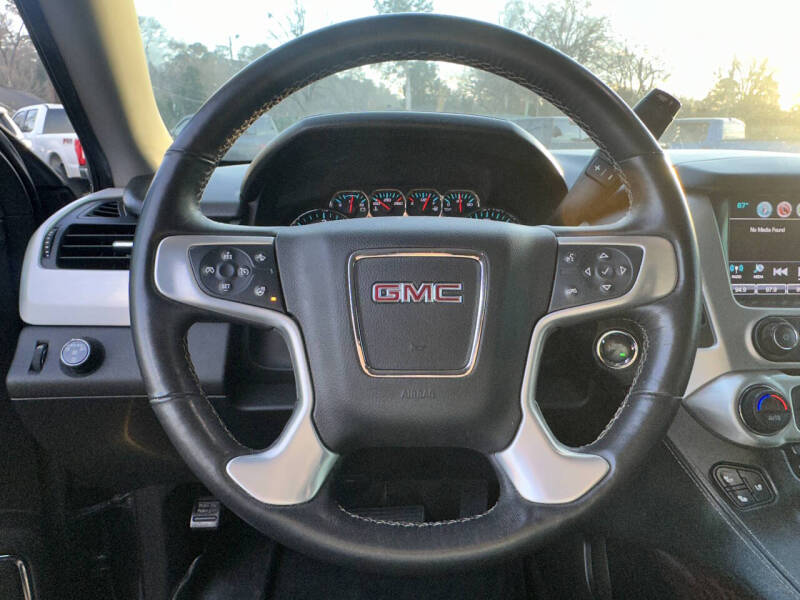 2017 GMC Yukon XL SLT