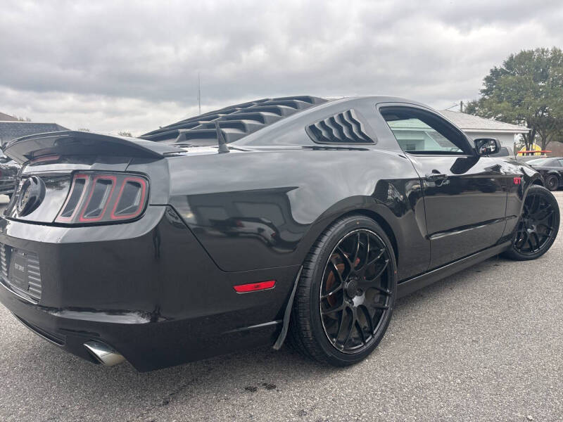 2014 Ford Mustang V6