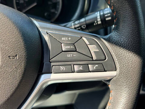 2019 Nissan Kicks SR