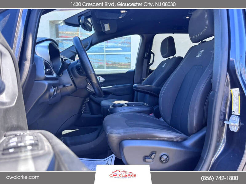 2020 Chrysler Pacifica Touring