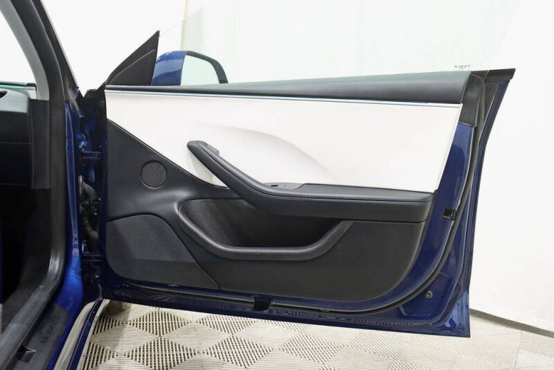 2024 Tesla Model 3 Performance