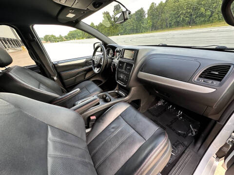 2017 Dodge Grand Caravan GT