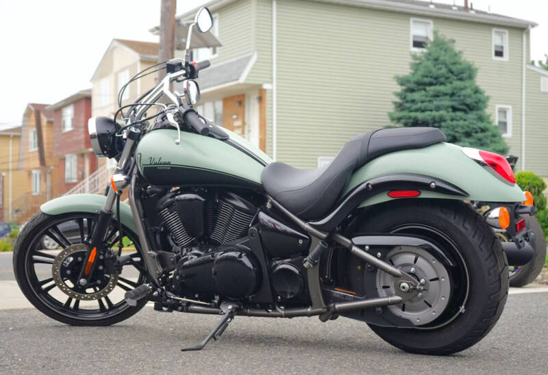 2023 Kawasaki Vulcan 900 Custom