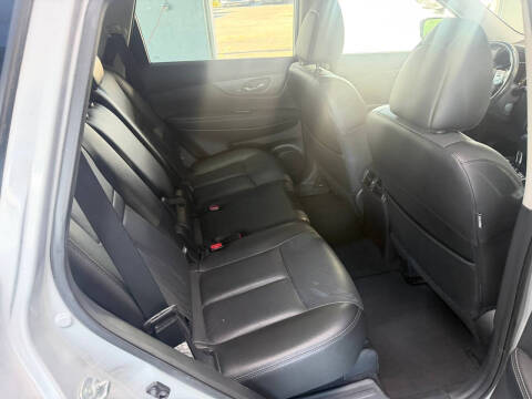2015 Nissan Rogue SL