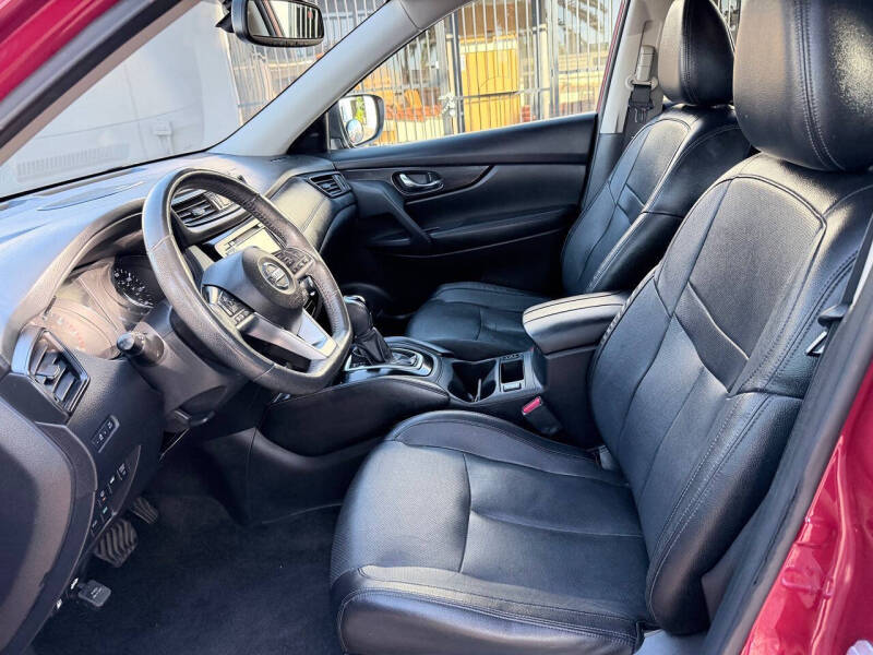 2017 Nissan Rogue Hybrid SL