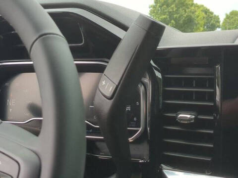 2025 GMC Sierra 1500 Elevation Standard