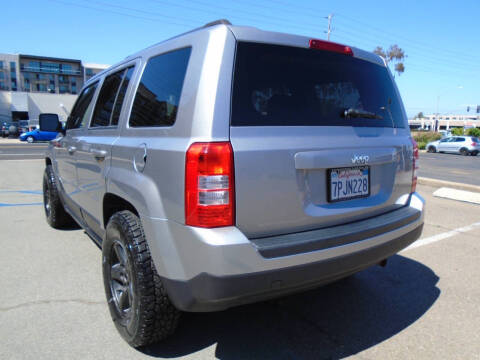 2016 Jeep Patriot Sport
