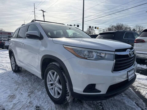 2015 Toyota Highlander LE