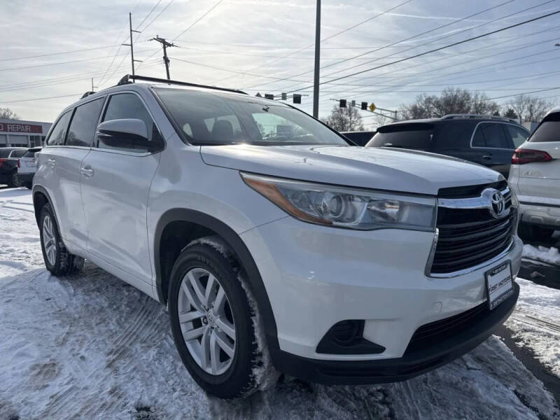 2015 Toyota Highlander LE