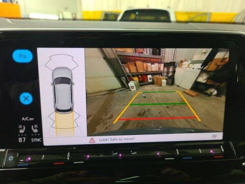 2026 Volkswagen Atlas Cross Sport SEL R-Line Black 4Motion