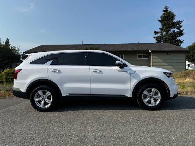 2022 Kia Sorento for sale at UTC Auto Brokers LLC in Everett, WA