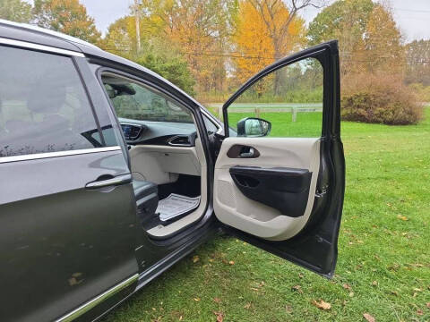 2018 Chrysler Pacifica Touring L Plus