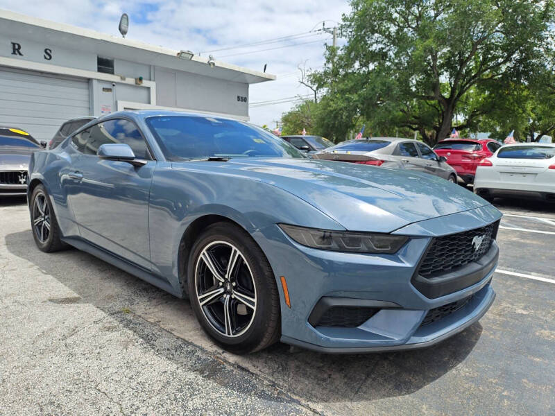 2025 Ford Mustang EcoBoost