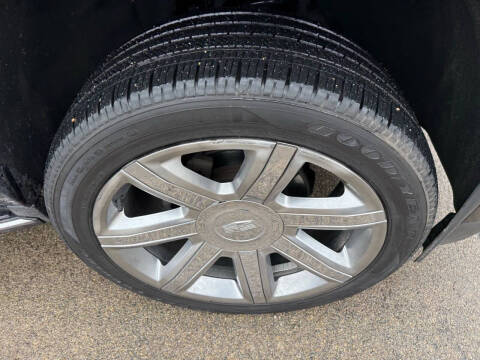 2017 Cadillac Escalade Luxury