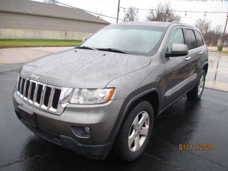 2011 Jeep Grand Cherokee for sale at Burt's Discount Autos in Pacific MO
