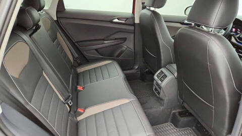 2023 Volkswagen Taos SEL 4Motion