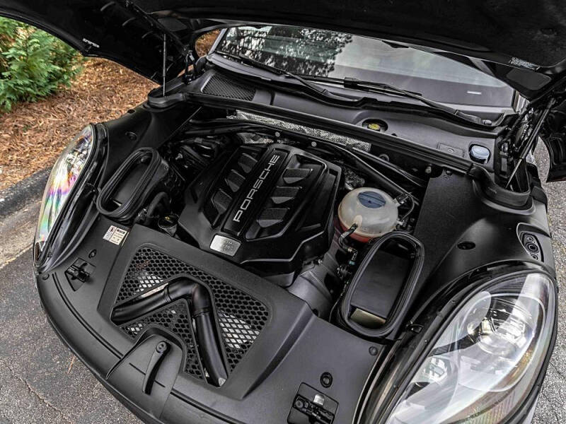 2017 Porsche Macan GTS