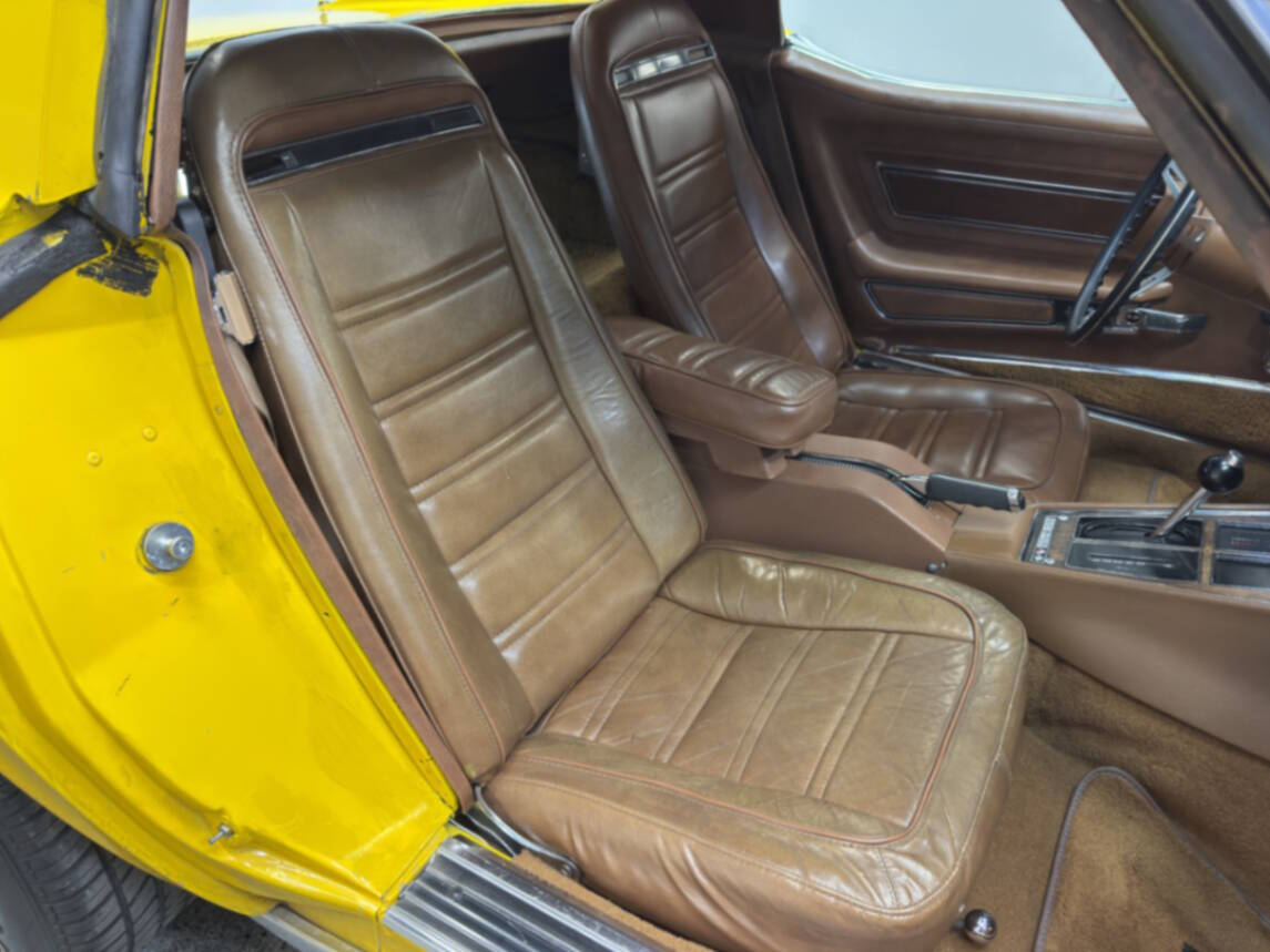 1973 Chevrolet Corvette 25