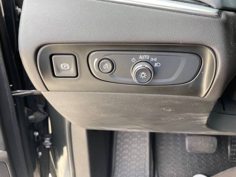 2021 Buick Enclave Essence