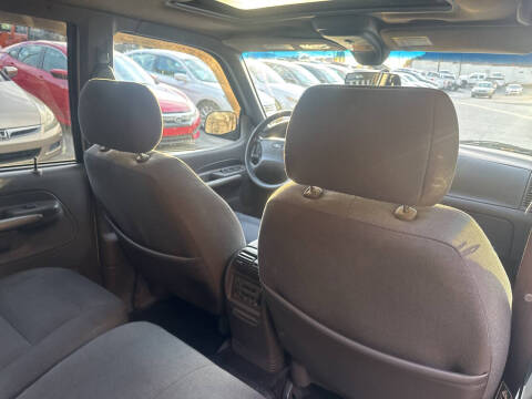 2002 Ford Explorer Sport Trac Value