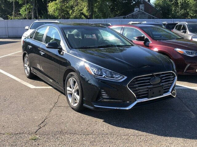 2018 Hyundai Sonata for sale at SOUTHFIELD QUALITY CARS in Detroit MI