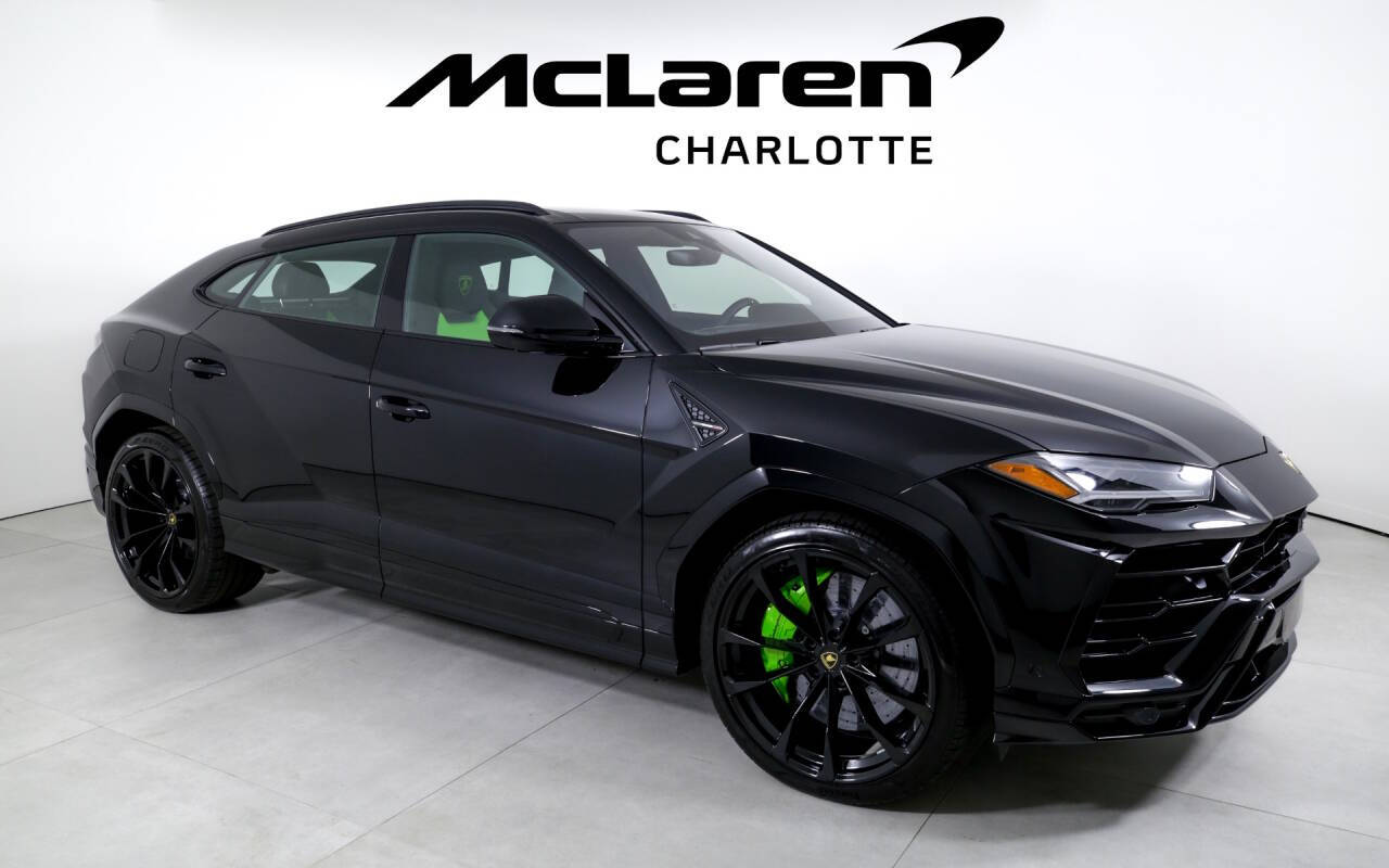 Black 2022 Lamborghini Urus Base AWD 4dr SUV 2