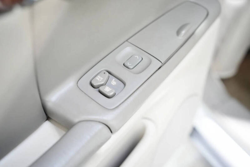 2003 Cadillac DeVille DHS