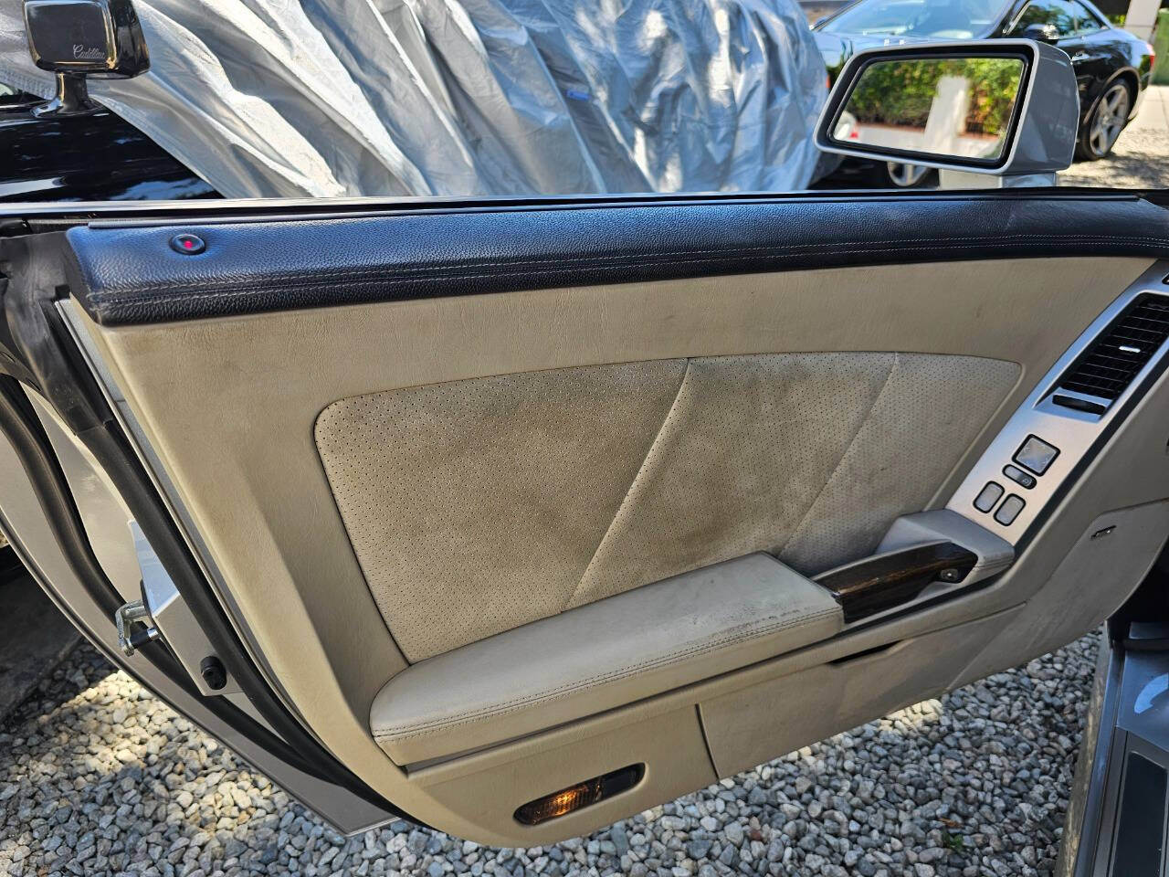 2006 Cadillac XLR-V 24