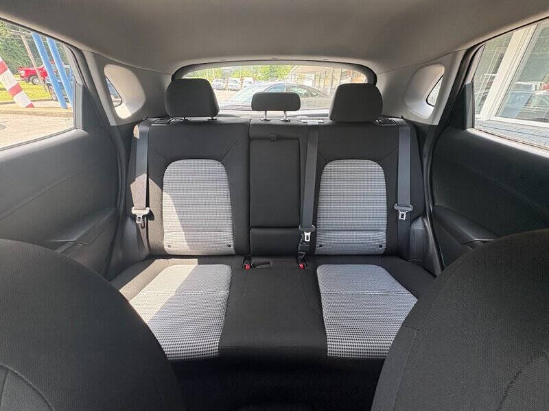 2023 Hyundai Kona SE