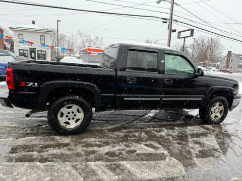 2005 Chevrolet Silverado 1500 LS