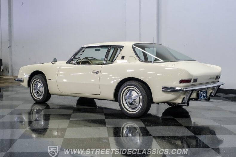 1963 Studebaker Avanti