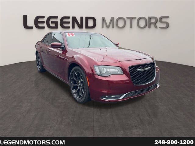 2019 Chrysler 300 S