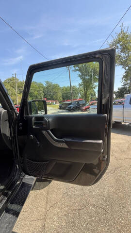 2017 Jeep Wrangler Willys Wheeler