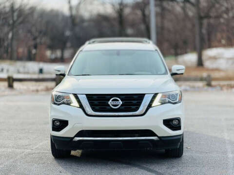 2017 Nissan Pathfinder Platinum