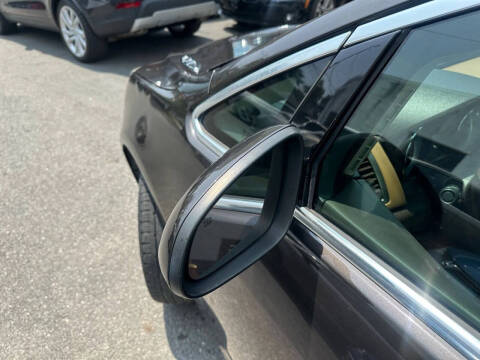 2012 Buick Verano Leather Group