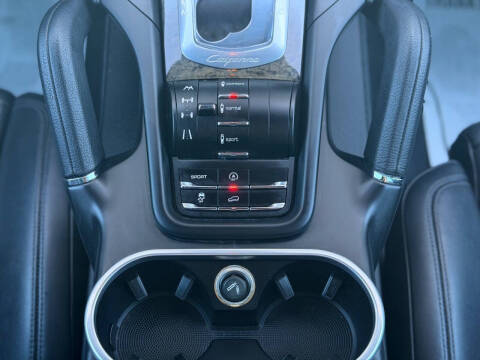 2011 Porsche Cayenne S