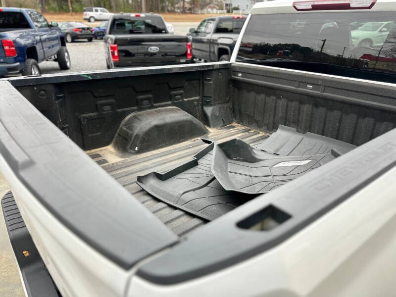 2020 Chevrolet Silverado 1500 Custom