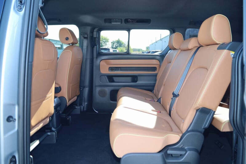 2025 Volkswagen ID. Buzz Pro S