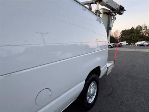 2011 Ford E-Series E-350 SD