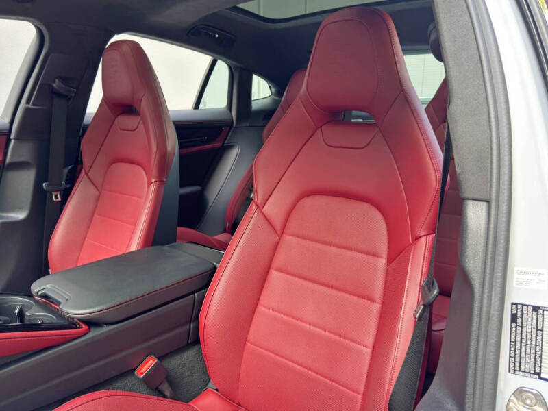 2025 Porsche Panamera