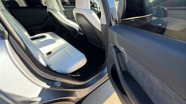 2025 Tesla Model Y Long Range