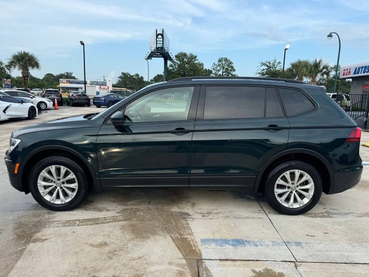 2019 Volkswagen Tiguan for sale at DJA Autos Center in Orlando, FL