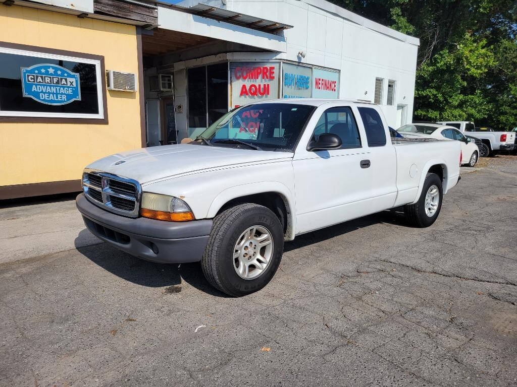 2004 Dodge Dakota for sale at DAGO'S AUTO SALES LLC in Dalton, GA