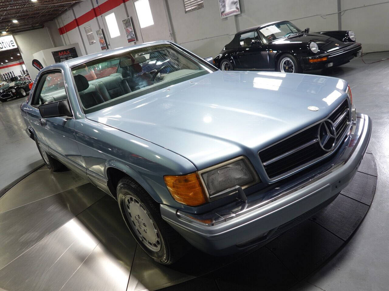 1987 Mercedes-Benz 560-Class 13