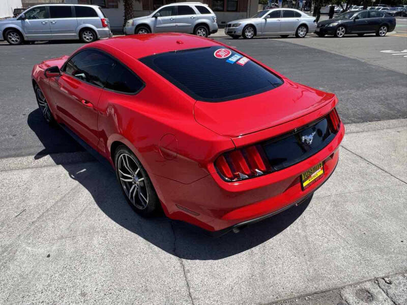 2017 Ford Mustang EcoBoost Premium