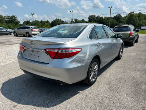 2017 Toyota Camry SE