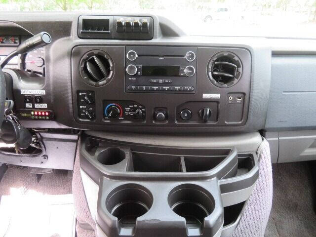 2012 Ford E-Series E-150