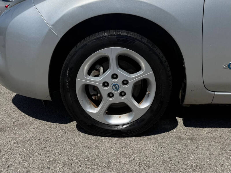 2012 Nissan LEAF