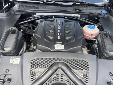 2016 Porsche Macan S