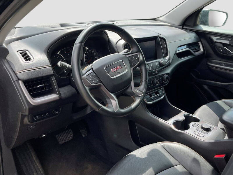 2024 GMC Terrain AT4